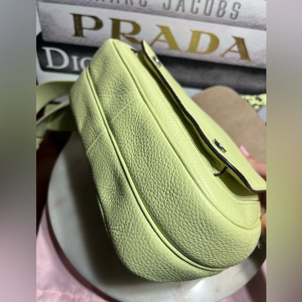 Coach Lemon Green Pebbled Leather Satchel with Silver Hardware - Picture 10 of 13